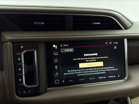 Used 2022 GMC Yukon XL Denali AWD/4WD image 31