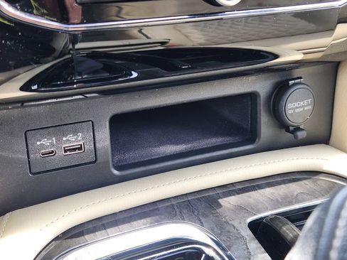 Used 2021 INFINITI QX80 Sensory w/ All-Season Package AWD/4WD image 27