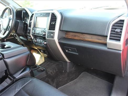 Used 2018 Ford F150 Lariat image 27
