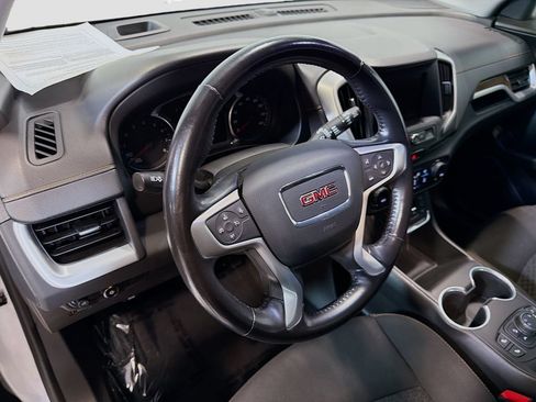 Used 2020 GMC Terrain SLE w/ Driver Convenience Package AWD/4WD image 11