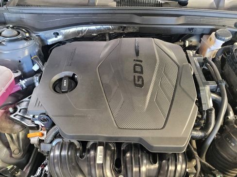 Used 2025 Hyundai Sonata SEL FWD image 30