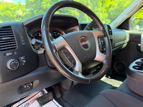 Used 2009 GMC Sierra 2500 SLE w/ Convenience Package AWD/4WD image 39
