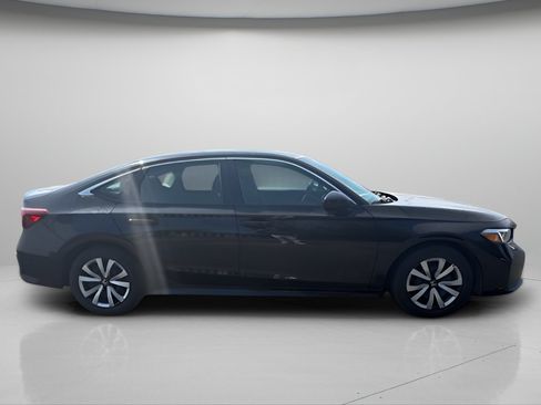 Used 2025 Honda Civic LX image 6