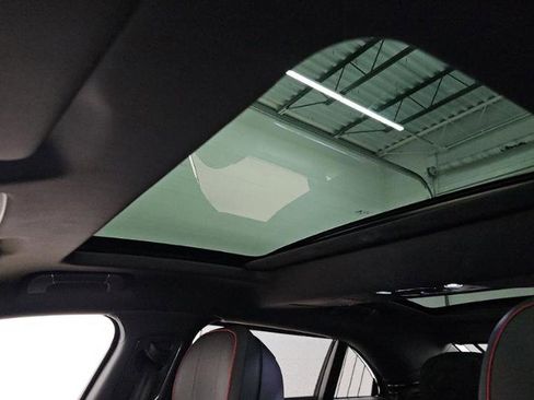 Used 2023 Bentley Flying Spur W12 image 10