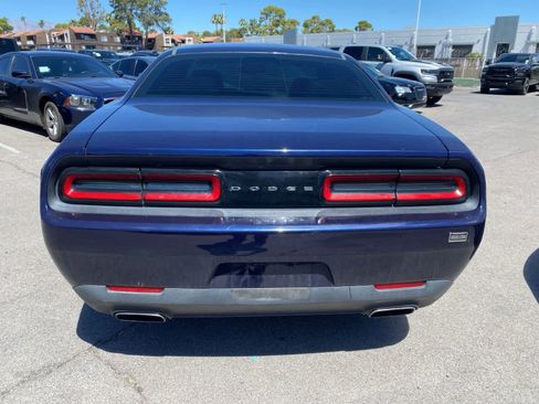 Used 2017 Dodge Challenger SXT RWD image 7