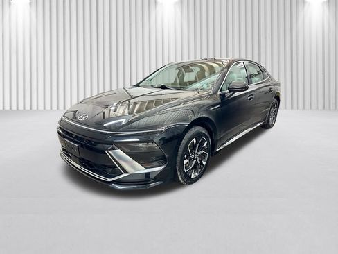 Used 2025 Hyundai Sonata SEL FWD image 13