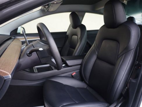Used 2023 Tesla Model 3 Standard Range RWD image 14