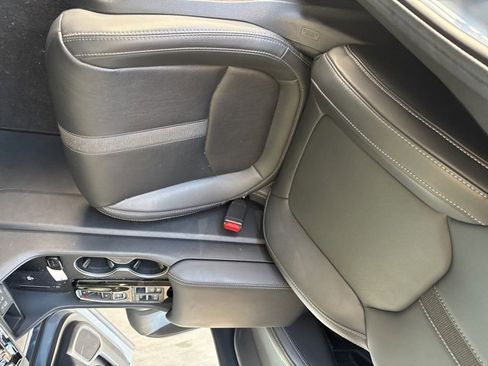 Certified 2024 Honda Pilot Touring image 26