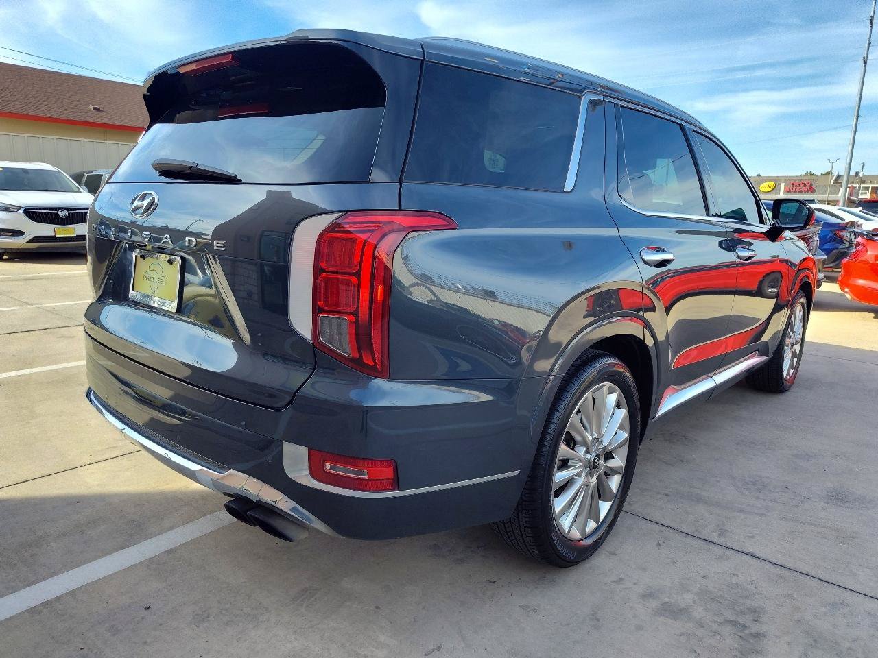 Used 2020 Hyundai Palisade Limited FWD image 4