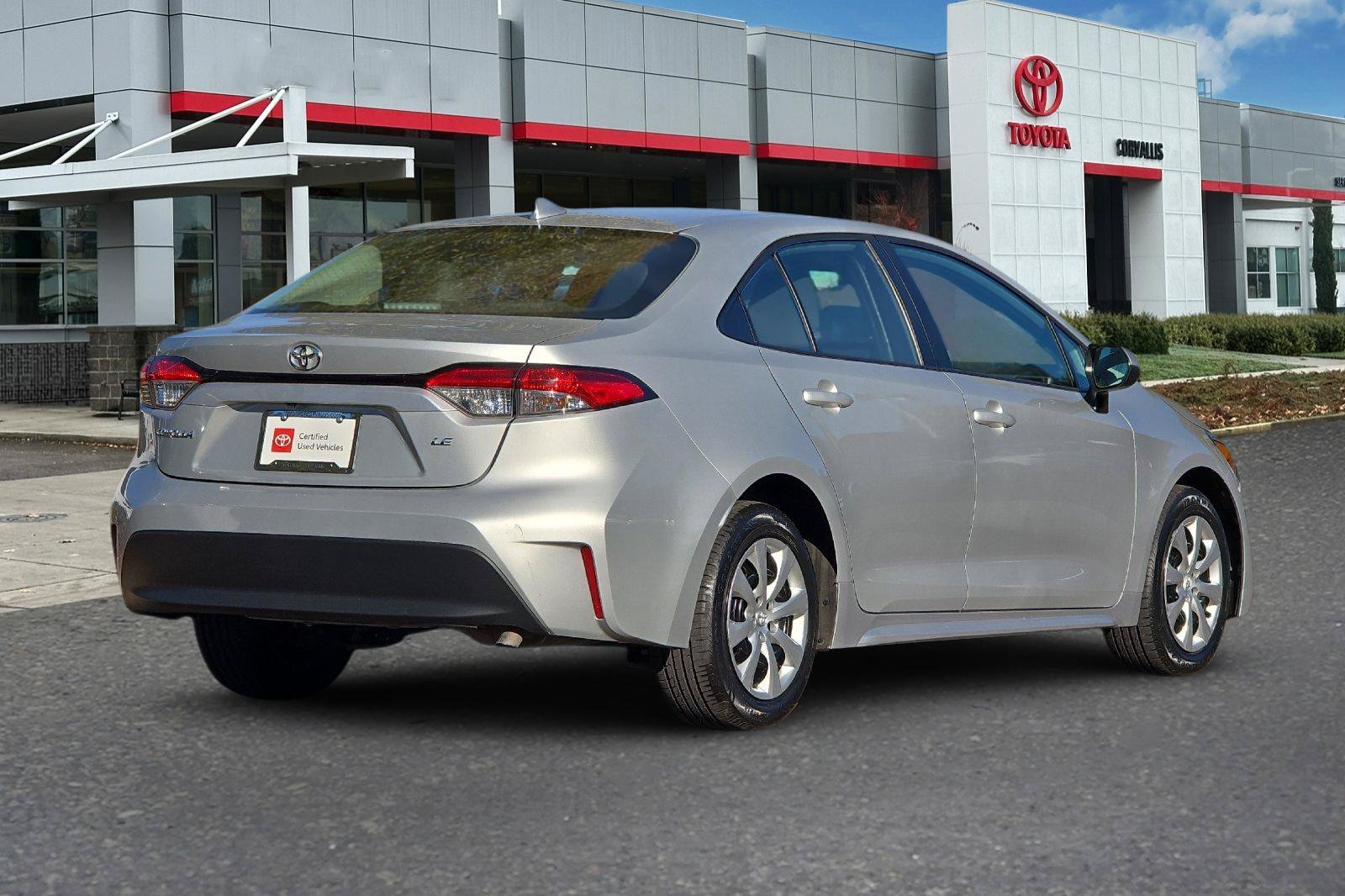 Certified 2024 Toyota Corolla LE FWD image 4