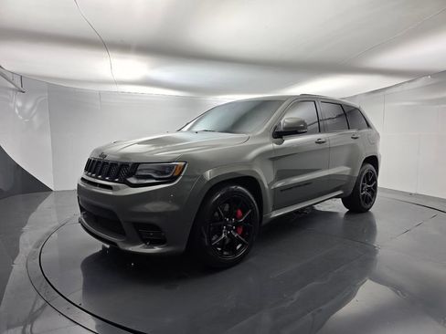 Used 2021 Jeep Grand Cherokee SRT AWD/4WD image 8