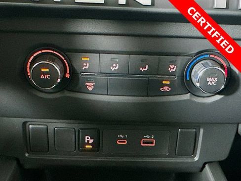 Used 2025 Nissan Frontier SV RWD image 16