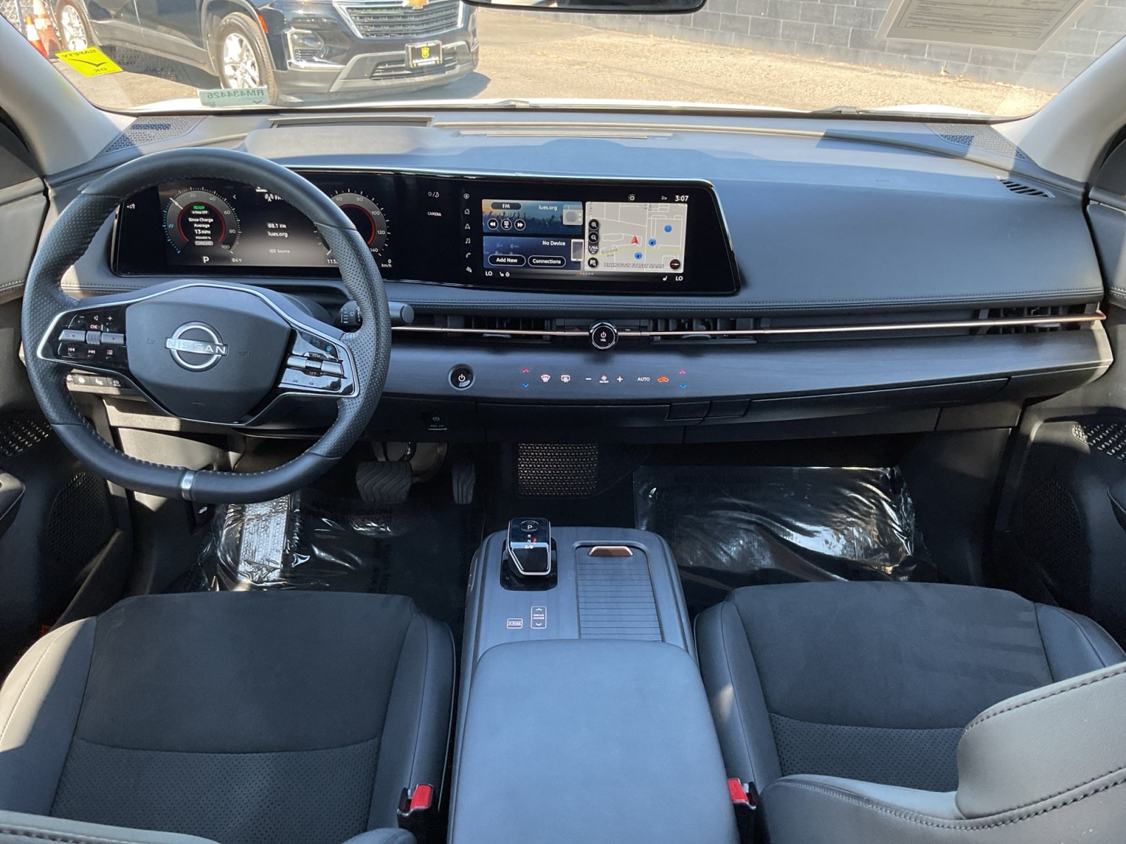Used 2024 Nissan Ariya FWD image 15