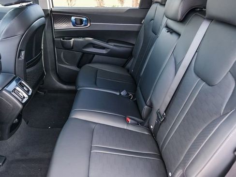 New 2025 Kia Sorento S w/ Panoramic Sunroof Package image 37