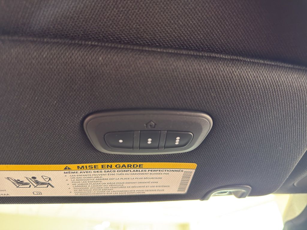 New 2027 Chrysler Pacifica Select FWD image 22