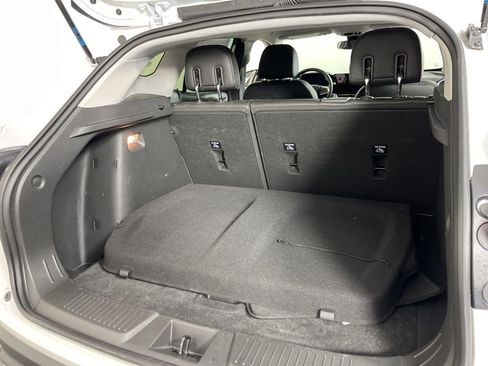 Used 2025 Chevrolet Trax LT w/ LT Convenience Package image 20