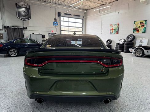 Used 2020 Dodge Charger Scat Pack w/ Dynamics Package RWD image 4