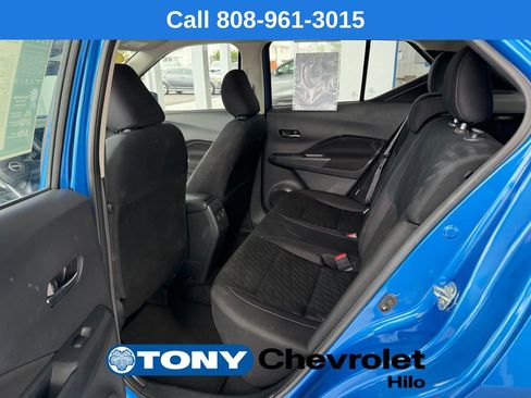 Used 2024 Nissan Kicks SV FWD image 10