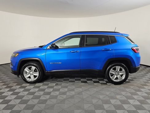Used 2022 Jeep Compass Latitude FWD image 6