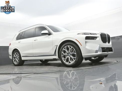 Certified 2025 BMW X7 xDrive40i w/ Executive Package image 52