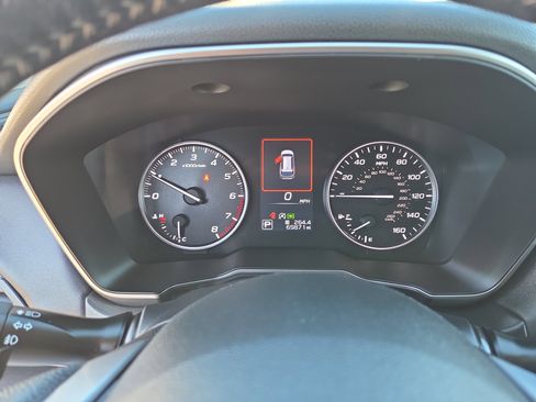 Used 2021 Subaru Outback Limited image 25