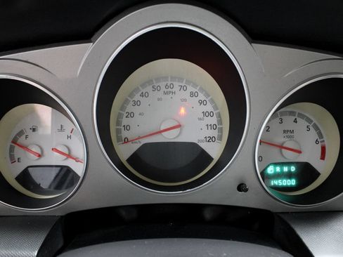 Used 2009 Dodge Avenger R/T FWD image 26