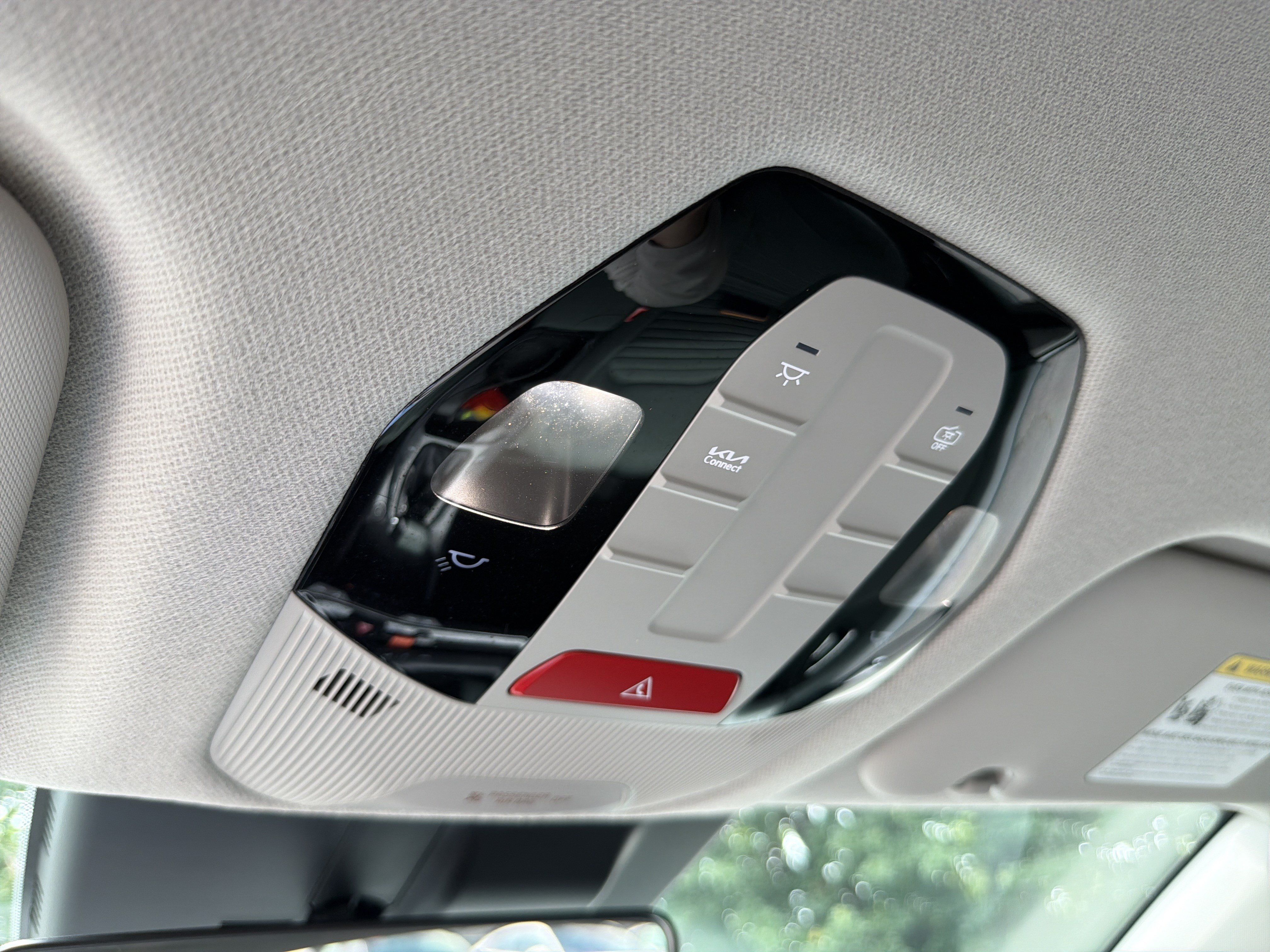 Certified 2025 Kia K4 EX FWD image 31