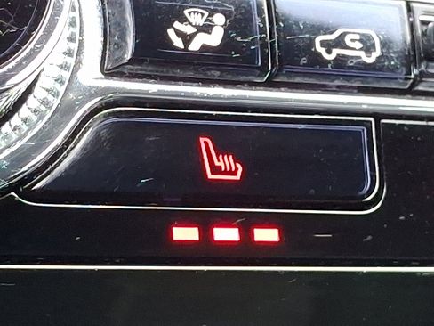 Used 2021 Lincoln Corsair AWD image 22