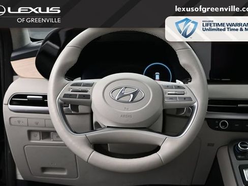 Used 2023 Hyundai Palisade Limited w/ Cargo Package AWD/4WD image 11