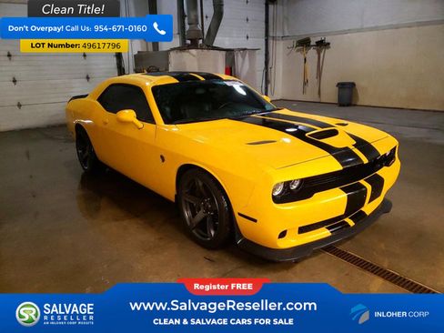 Used 2018 Dodge Challenger SRT Hellcat RWD image 5