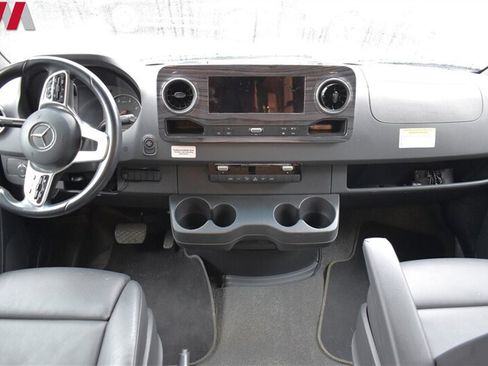Used 2019 Mercedes-Benz Sprinter 170 image 19