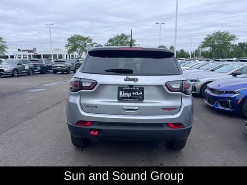 Used 2023 Jeep Compass Trailhawk w/ Trailhawk Elite Group AWD/4WD image 4