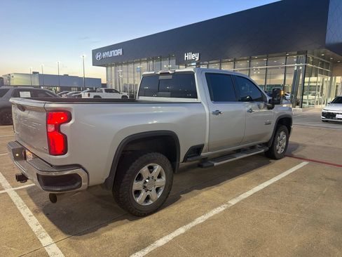 Used 2022 Chevrolet Silverado 2500 LTZ w/ LTZ Texas Edition AWD/4WD image 5