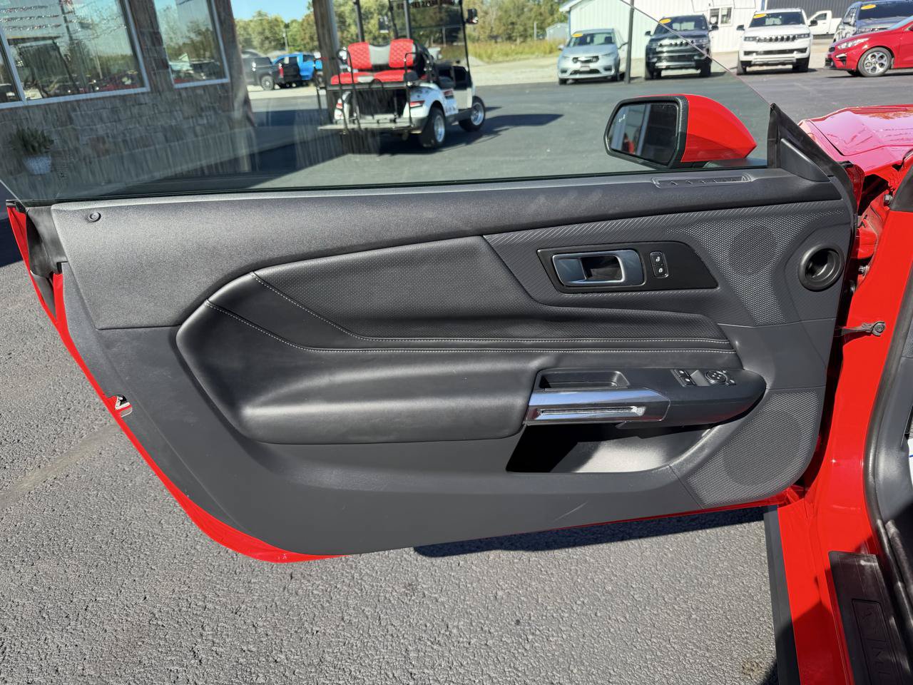 Used 2026 Ford Mustang Premium RWD image 9