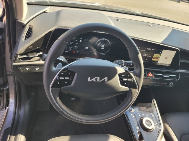 Used 2026 Kia Niro Wind FWD image 30