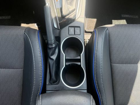 Used 2017 Toyota Corolla SE w/ Carpet Mat Package (TMS) FWD image 14