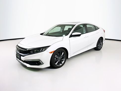 Used 2019 Honda Civic EX image 3