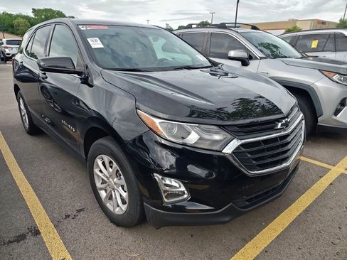 Used 2020 Chevrolet Equinox LT FWD image 3