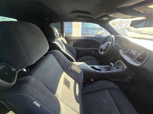 Used 2019 Dodge Challenger SXT w/ Blacktop Package image 3