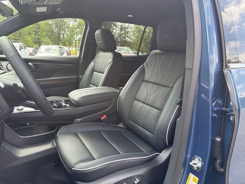 New 2026 Buick Enclave Avenir w/ Super Cruise Package image 10