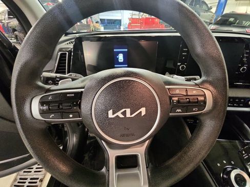 Used 2023 Kia Sportage LX AWD/4WD image 15