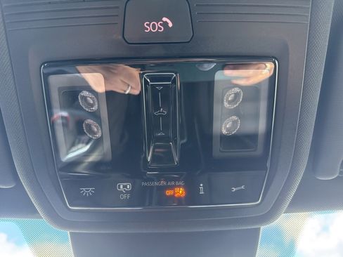 Used 2024 Volkswagen GTI SE image 41