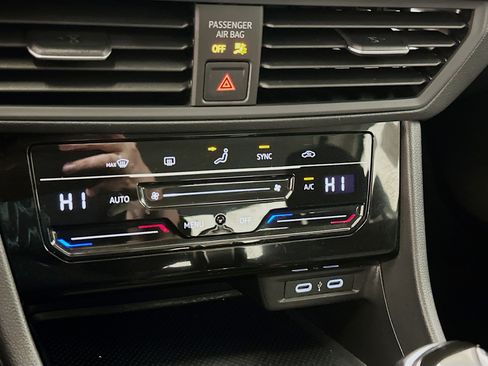 Used 2025 Volkswagen Jetta S FWD image 23