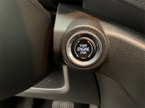 Used 2023 Chevrolet TrailBlazer LT w/ Convenience Package image 23