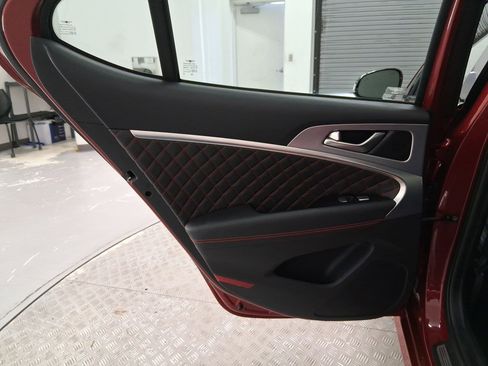 Used 2020 Genesis G70 3.3T w/ Sport Package image 28