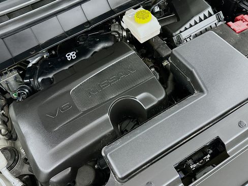 Used 2024 Nissan Pathfinder SL w/ SL Premium Package image 35