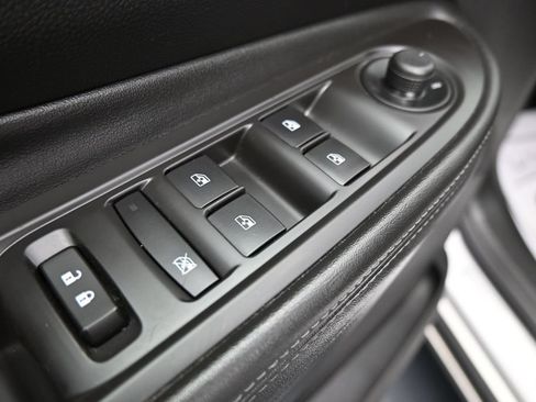 Used 2019 Buick Encore Preferred w/ Safety Package FWD image 11