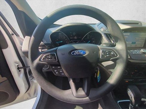Used 2018 Ford Escape SE w/ SE Sync 3 Package FWD image 28