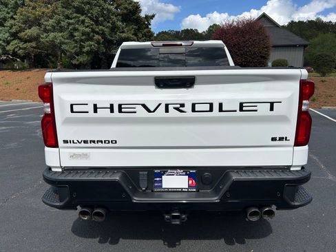 Used 2022 Chevrolet Silverado 1500 LT Trail Boss w/ LT Trail Boss Premium Package AWD/4WD image 25