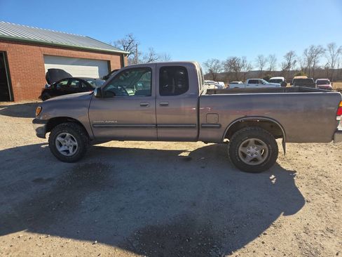 Used 2000 Toyota Tundra SR5 image 5